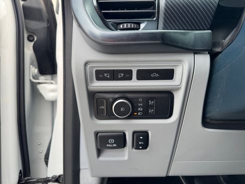 Used 2021 Ford F150 Limited AWD/4WD image 23