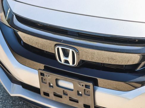 Used 2019 Honda Civic Sport image 11