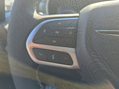 New 2026 Chrysler Pacifica Select FWD image 19