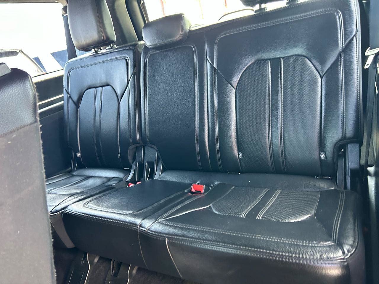 Used 2021 Ford Expedition Max Limited RWD image 15