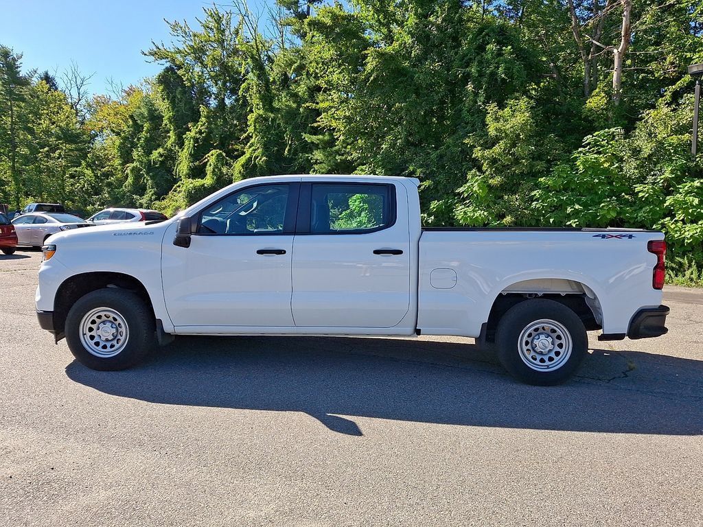 Used 2023 Chevrolet Silverado 1500 W/T AWD/4WD image 4