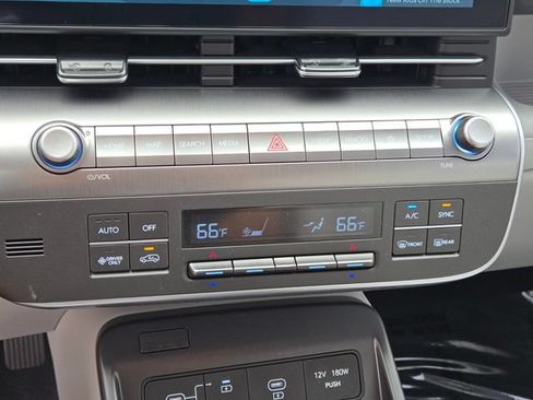 Used 2024 Hyundai Kona SEL FWD image 30