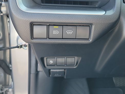 Used 2023 Toyota Prius LE FWD image 26