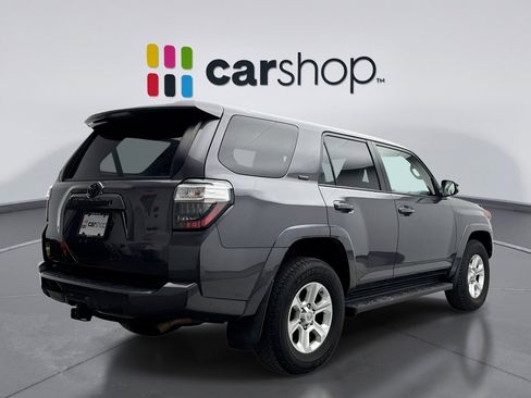 Used 2017 Toyota 4Runner SR5 Premium image 5