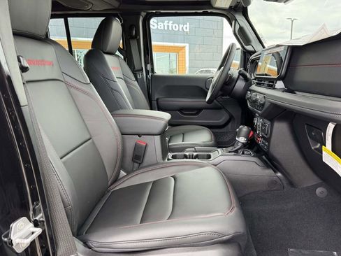 New 2026 Jeep Wrangler Unlimited Rubicon AWD/4WD image 15