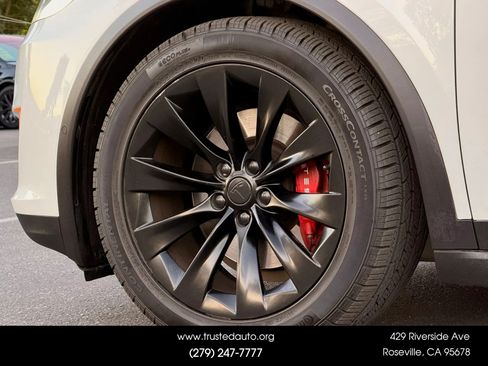 Used 2018 Tesla Model X 100D AWD/4WD image 21