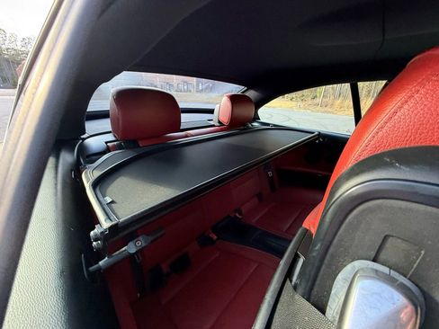 Used 2008 BMW 335i Convertible image 18