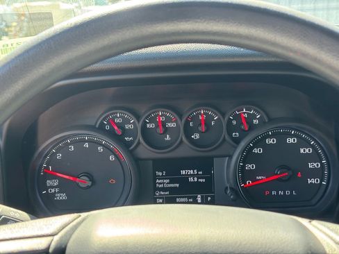 Used 2024 Chevrolet Silverado 1500 Custom image 17