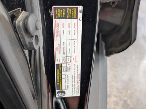 Used 2017 Nissan Rogue S image 34