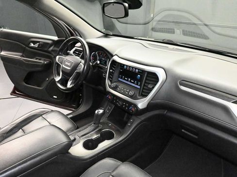 Used 2017 GMC Acadia SLT AWD/4WD image 32