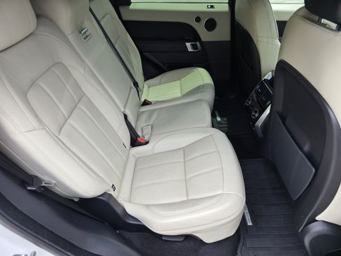 Certified 2022 Land Rover Range Rover Sport HSE Silver Edition AWD/4WD image 5