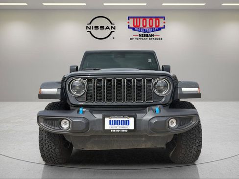 Used 2025 Jeep Wrangler Unlimited Rubicon 4xe w/ Safety Group AWD/4WD image 6