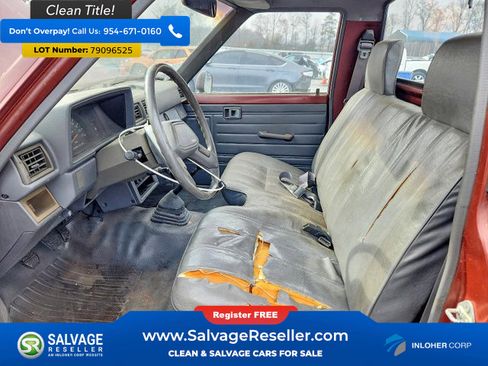 Used 1988 Toyota Pickup 2WD Regular Cab image 9