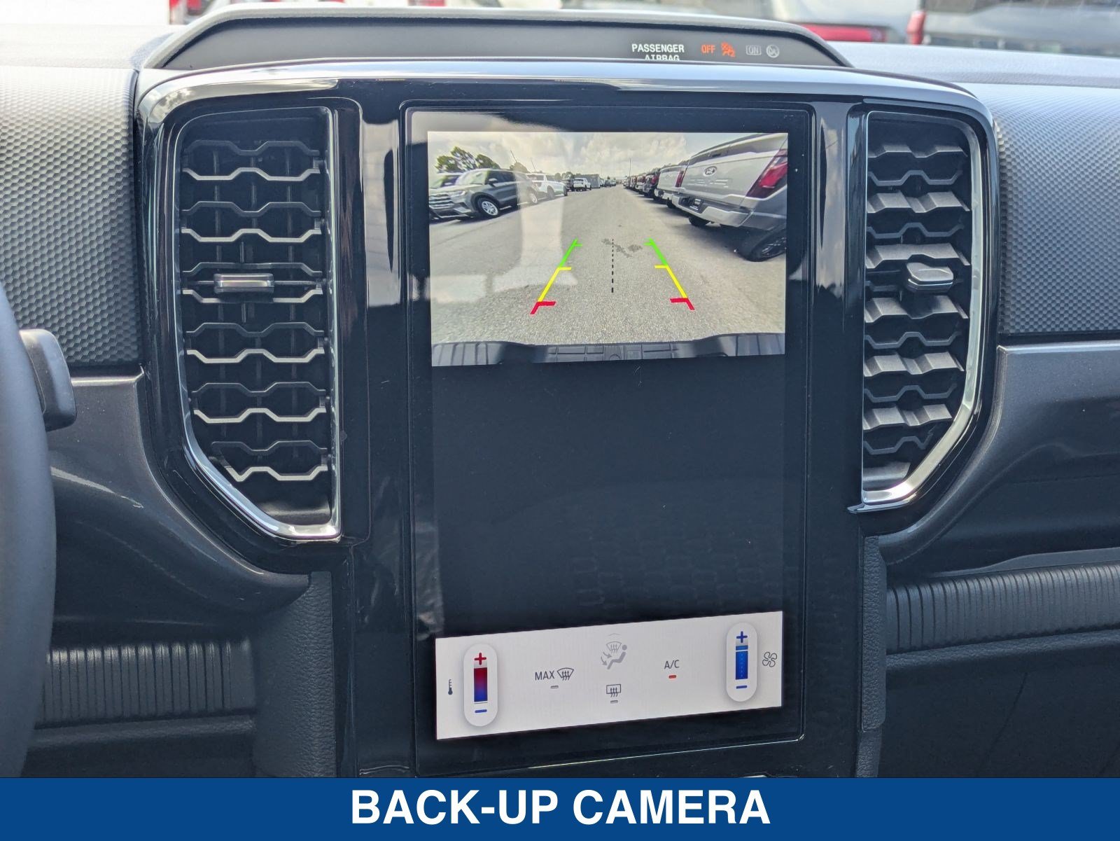 New 2026 Ford Ranger XLT w/ Black Appearance Package RWD image 31