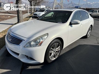 Used 2013 INFINITI G37 x w/ Premium Pkg