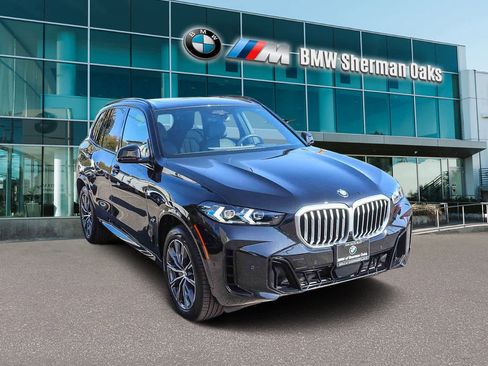 Used 2025 BMW X5 xDrive40i image 3