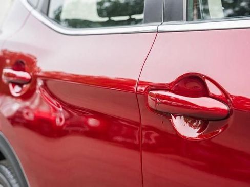 Used 2022 Nissan Rogue Sport SL image 18