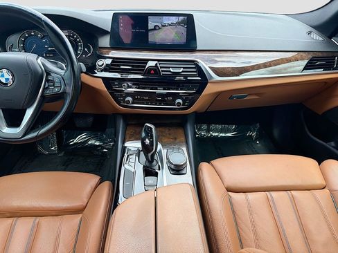 Used 2018 BMW 530e RWD image 17