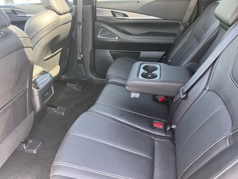 Certified 2025 INFINITI QX60 Luxe w/ Lighting Package (N94) image 27