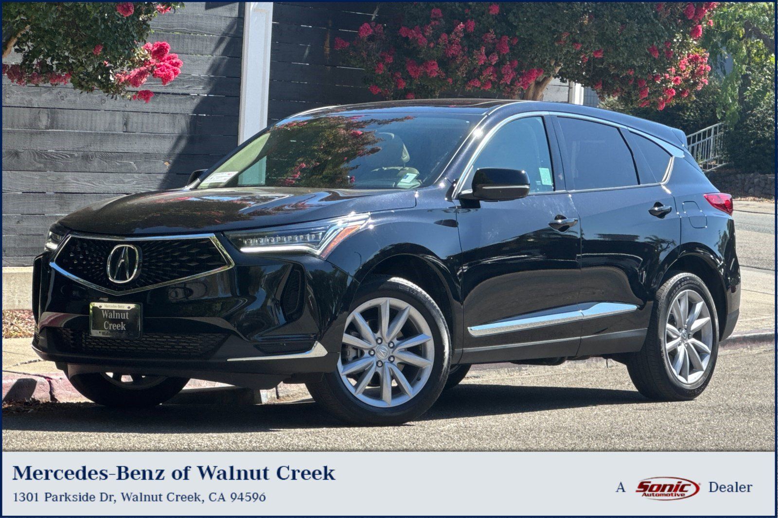 Used 2023 Acura RDX AWD image 1
