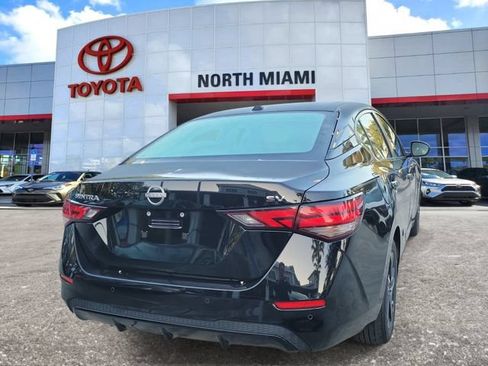 Used 2024 Nissan Sentra SV FWD image 4