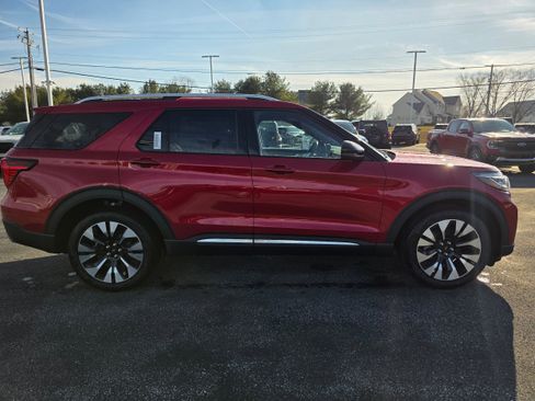 New 2026 Ford Explorer Platinum w/ LUX Leather Package image 6