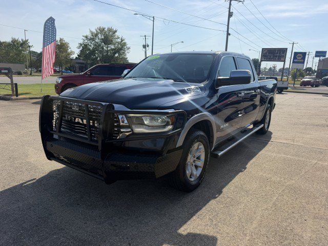 Used 2019 RAM 1500 Laramie AWD/4WD image 4