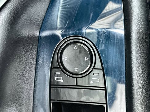 Used 2019 MAZDA MAZDA3 AWD Hatchback w/ Preferred Pkg image 15