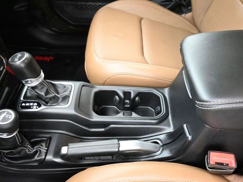 Used 2021 Jeep Wrangler Unlimited Rubicon image 20