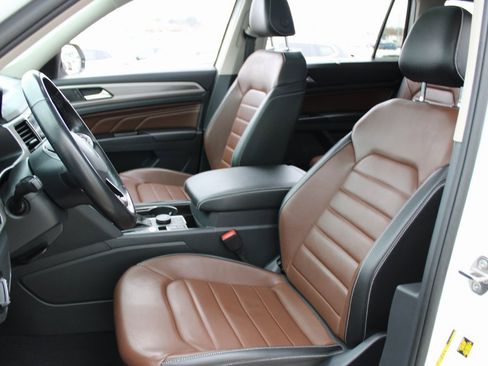 Certified 2021 Volkswagen Atlas SEL Premium image 7