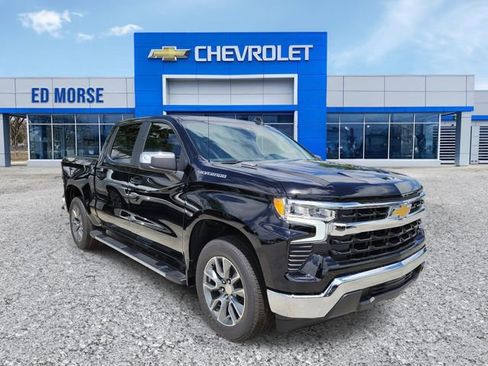 New 2026 Chevrolet Silverado 1500 LT w/ Convenience Package II RWD image 2