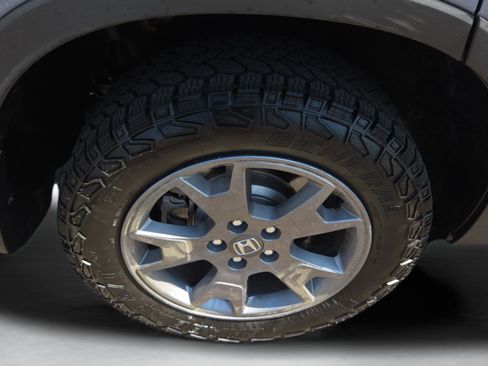 Used 2025 Honda Passport TrailSport image 21