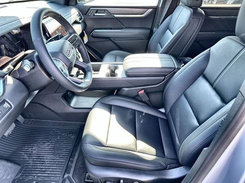 New 2026 GMC Acadia Elevation w/ Elevation Premium Package FWD image 24