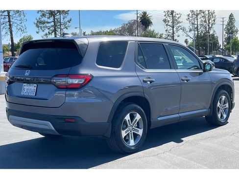 Used 2024 Honda Pilot EX-L image 4