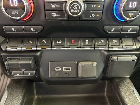 Used 2021 Chevrolet Silverado 1500 RST w/ Redline Edition AWD/4WD image 54