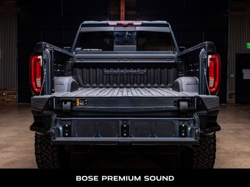 Used 2020 GMC Sierra 2500 Denali w/ Denali Ultimate Package image 9