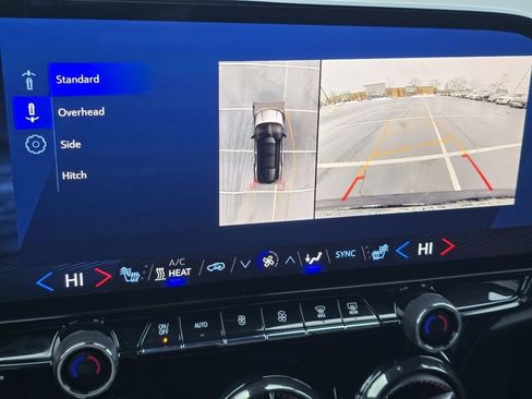 Used 2024 Chevrolet Blazer EV RS image 4