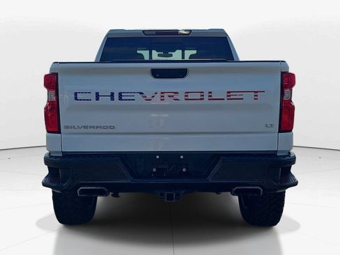 Used 2019 Chevrolet Silverado 1500 LT Trail Boss AWD/4WD image 7