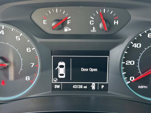 Used 2025 Chevrolet Malibu LT image 27