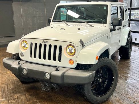 Used 2015 Jeep Wrangler Unlimited Sahara w/ Connectivity Group image 1