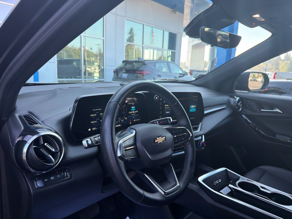 Used 2025 Chevrolet Equinox LT w/ Convenience Package II AWD/4WD image 10