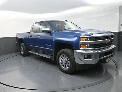 Used 2016 Chevrolet Silverado 2500 LTZ w/ LTZ Plus Package image 9