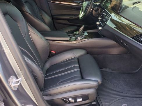 Used 2019 BMW 530i xDrive w/ Premium Package AWD/4WD image 31