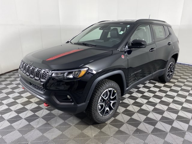 New 2026 Jeep Compass Trailhawk AWD/4WD image 11