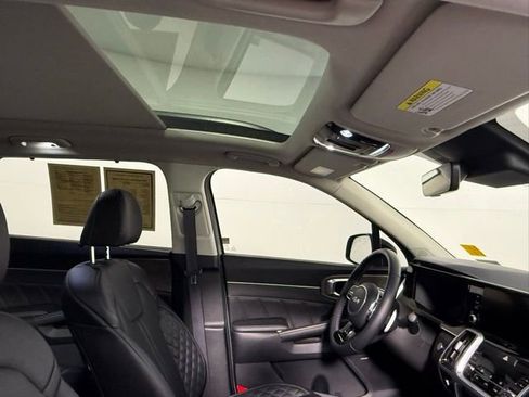 Used 2023 Kia Sorento SX Prestige image 56