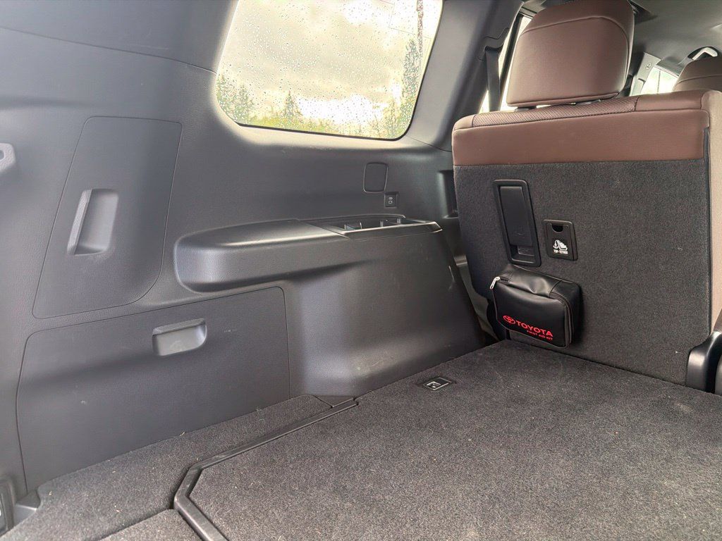 Used 2026 Toyota Land Cruiser w/ Premium Package AWD/4WD image 24