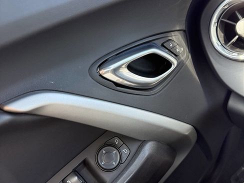 Used 2018 Chevrolet Camaro LT w/ RS Package image 18