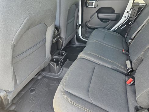 New 2026 Jeep Wrangler Unlimited Sport image 30