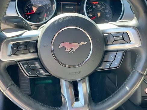Used 2019 Ford Mustang GT Premium w/ Black Accent Package RWD image 11