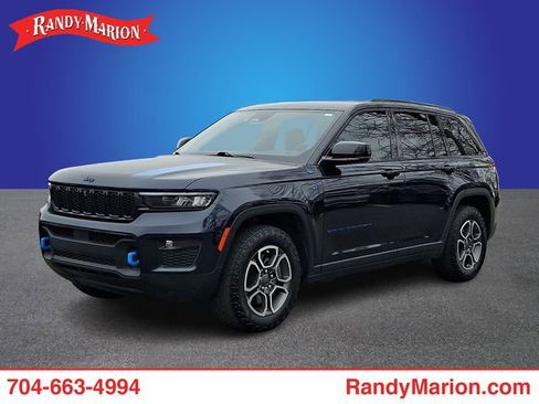 Used 2022 Jeep Grand Cherokee Trailhawk w/ Luxury Tech Group III image 1